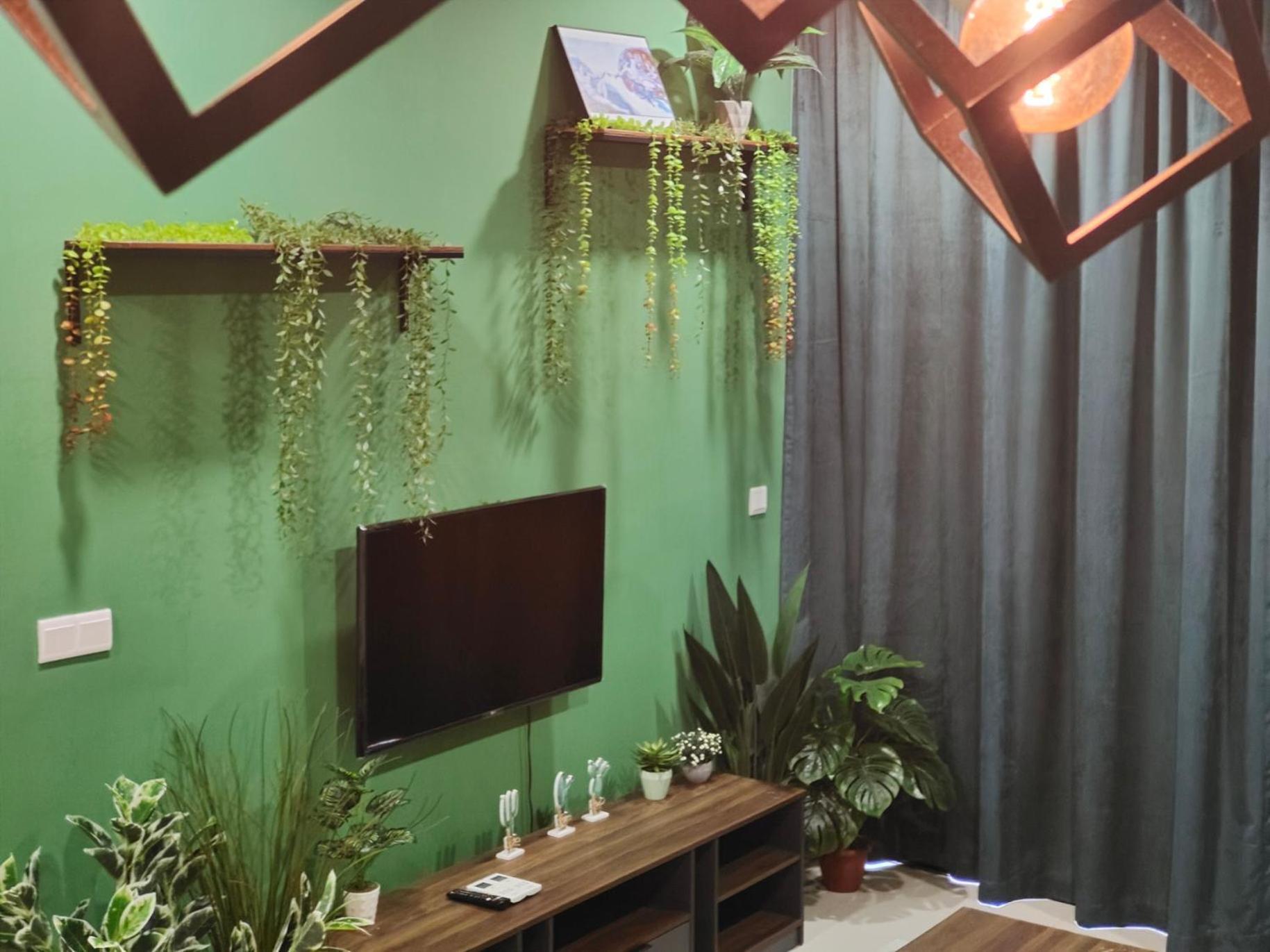 D'pristine1003b Rainforest Legoland Netflix Bystay *